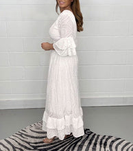 Φόρτωση εικόνας στο εργαλείο προβολής Συλλογής, Μίντι φόρεμα αγγλικού κεντήματος με βολάν μανίκια
