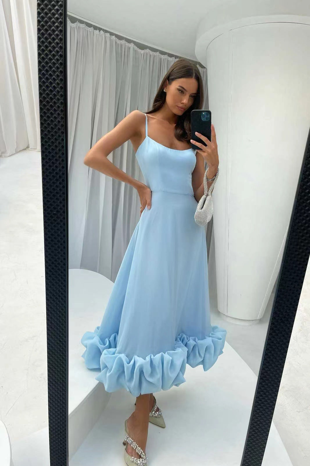 Μίντι φόρεμα για πάρτι με βολάν 3D